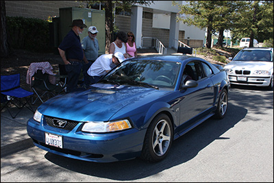 blue mustang at 1st checkpoint